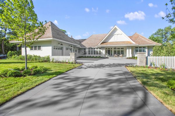 Driveway Concreting in Overland Park
